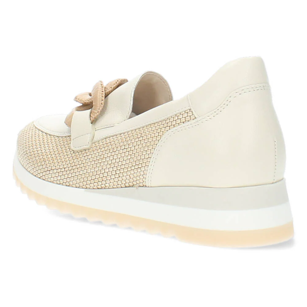Beige loafers - Image 2