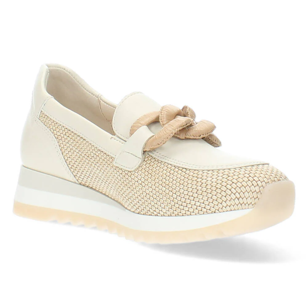 Beige loafers - Image 4