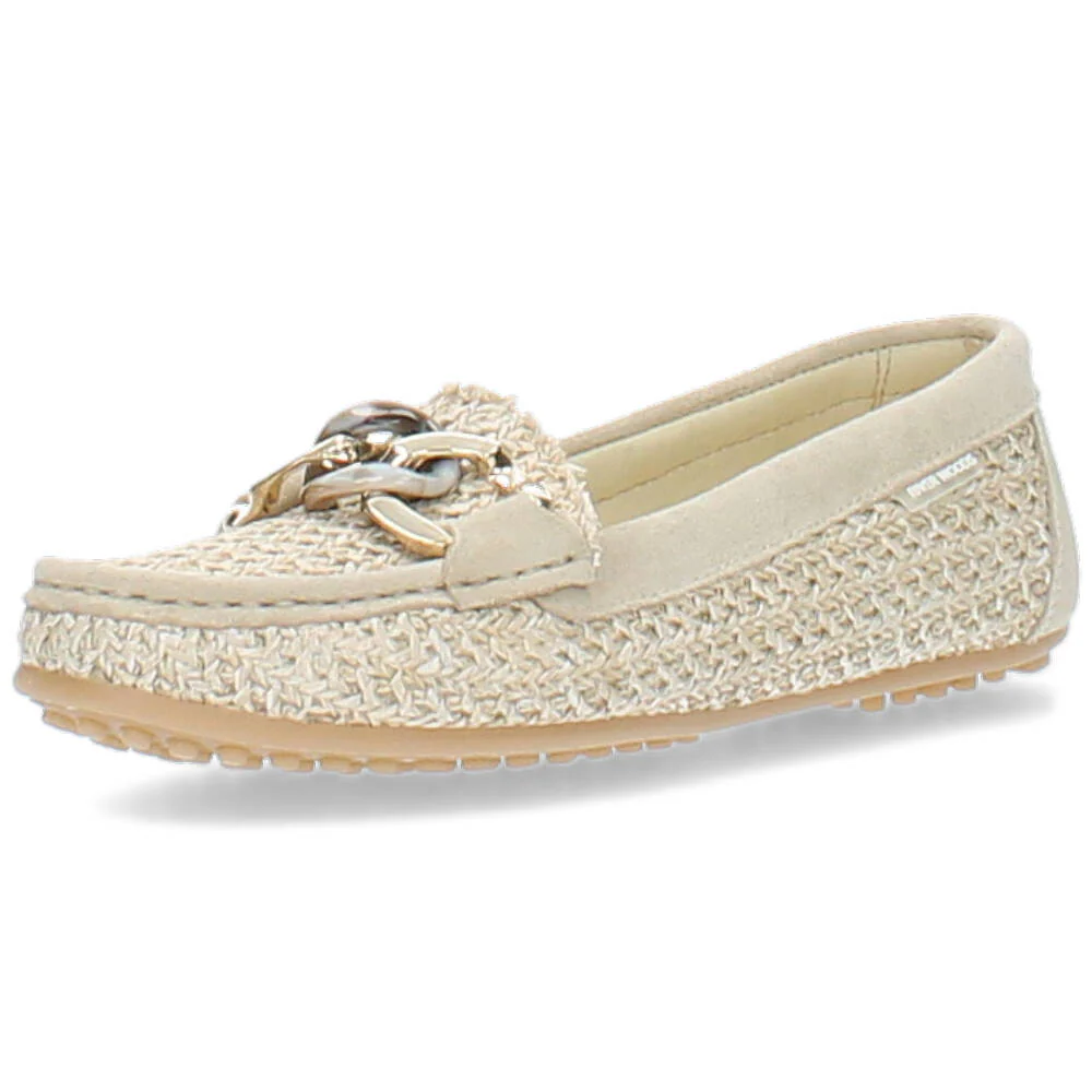 beige mocassin