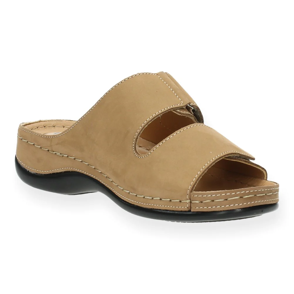 Beige slippers - Image 4