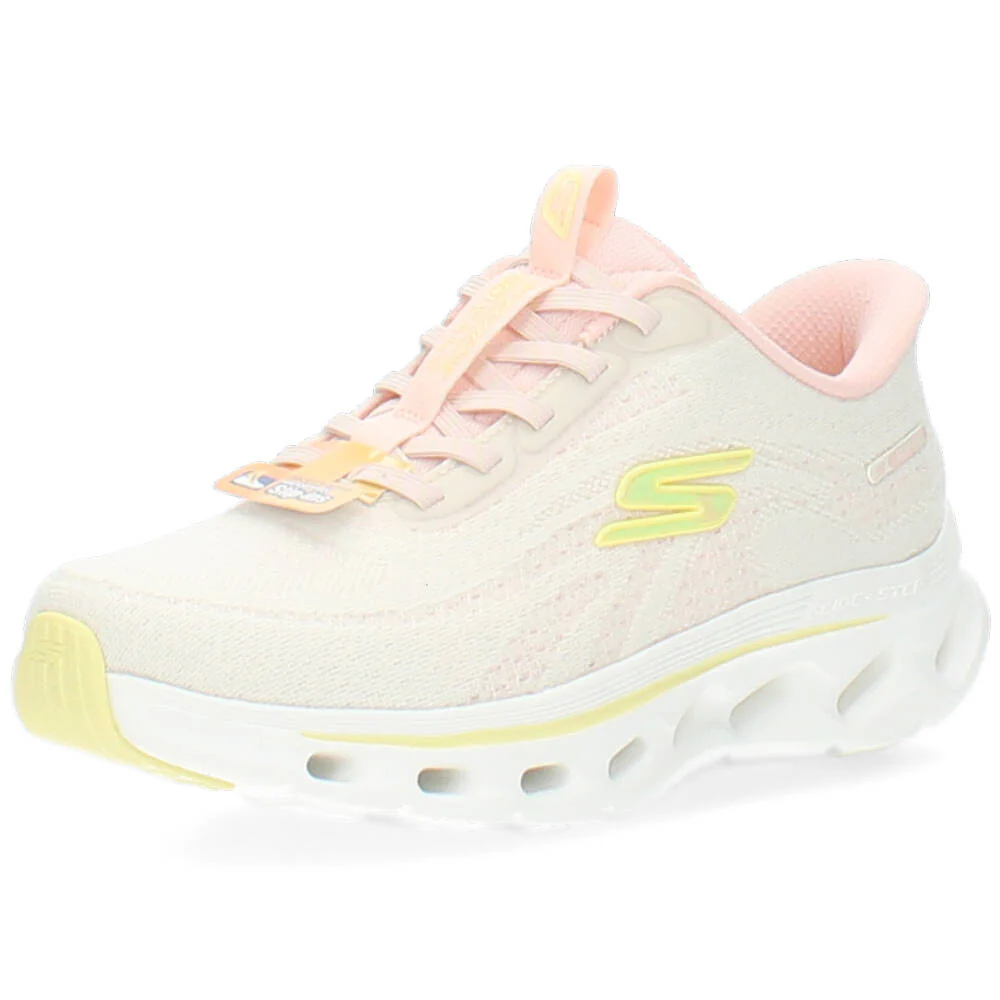 beige sneaker