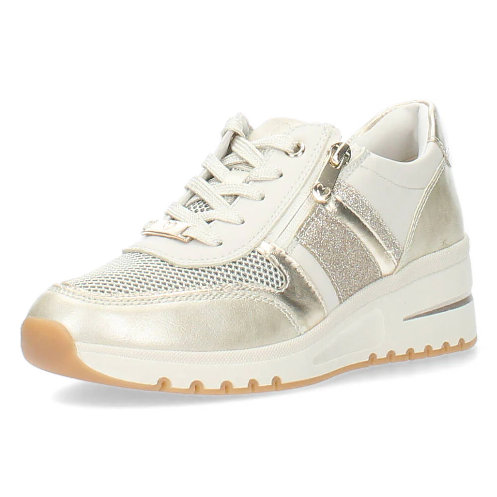 Crème kleurige sneakers