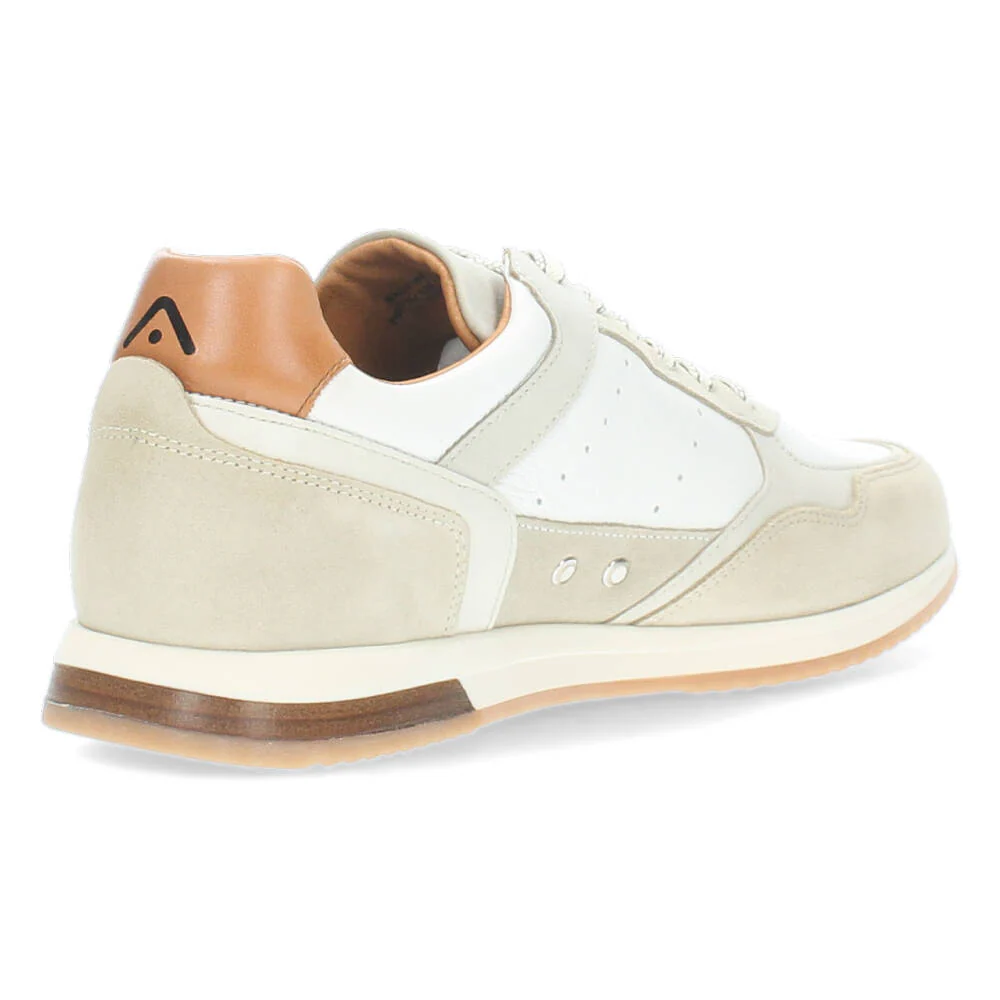 Off white sneakers - Image 3