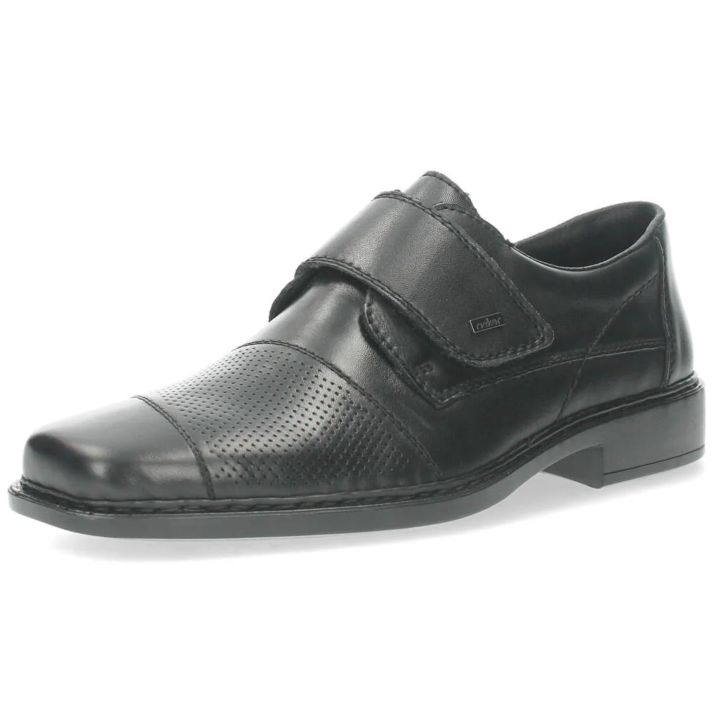 Zwarte slip-ons